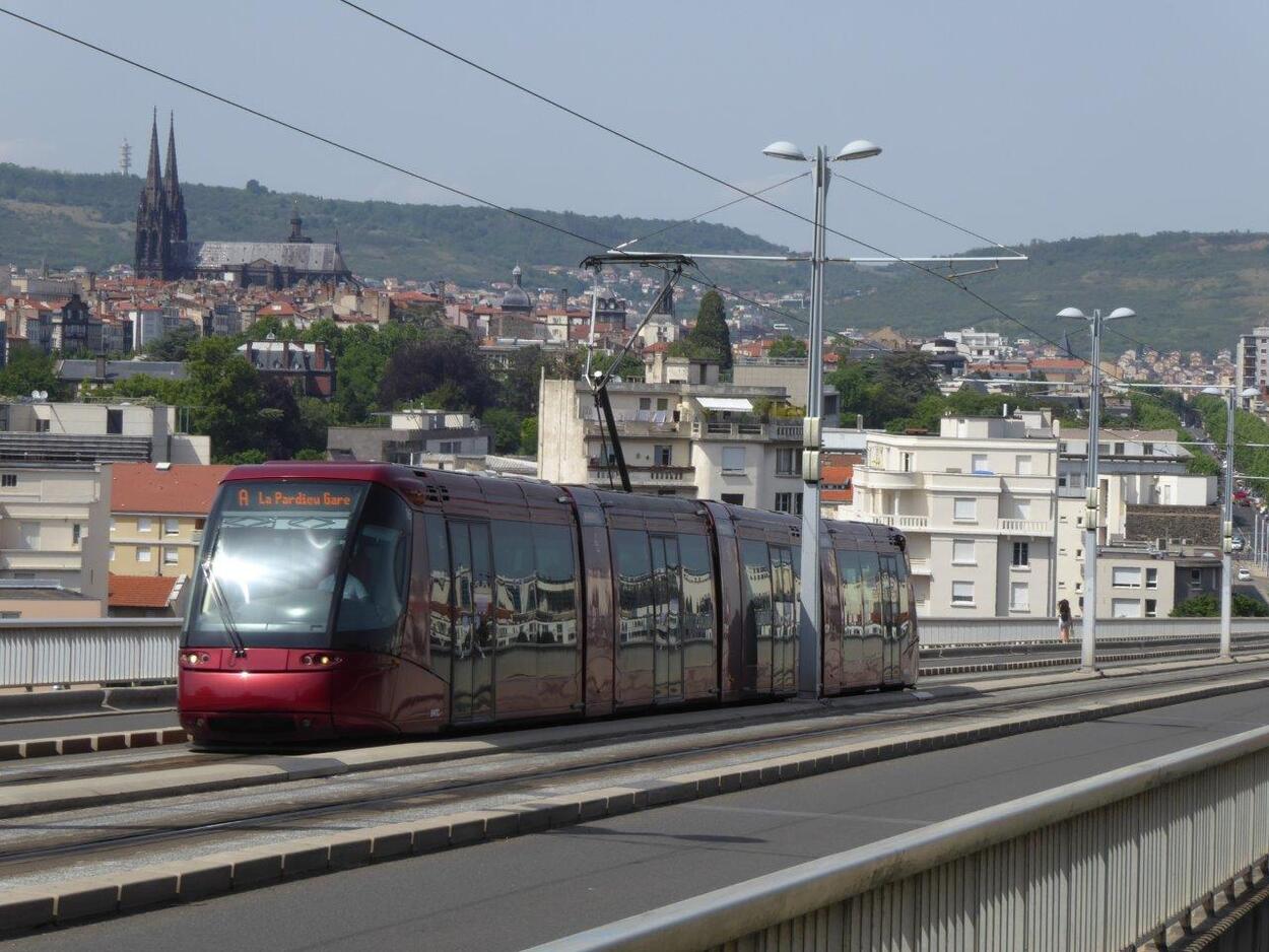 Gummi Tram Clemont-Ferrand