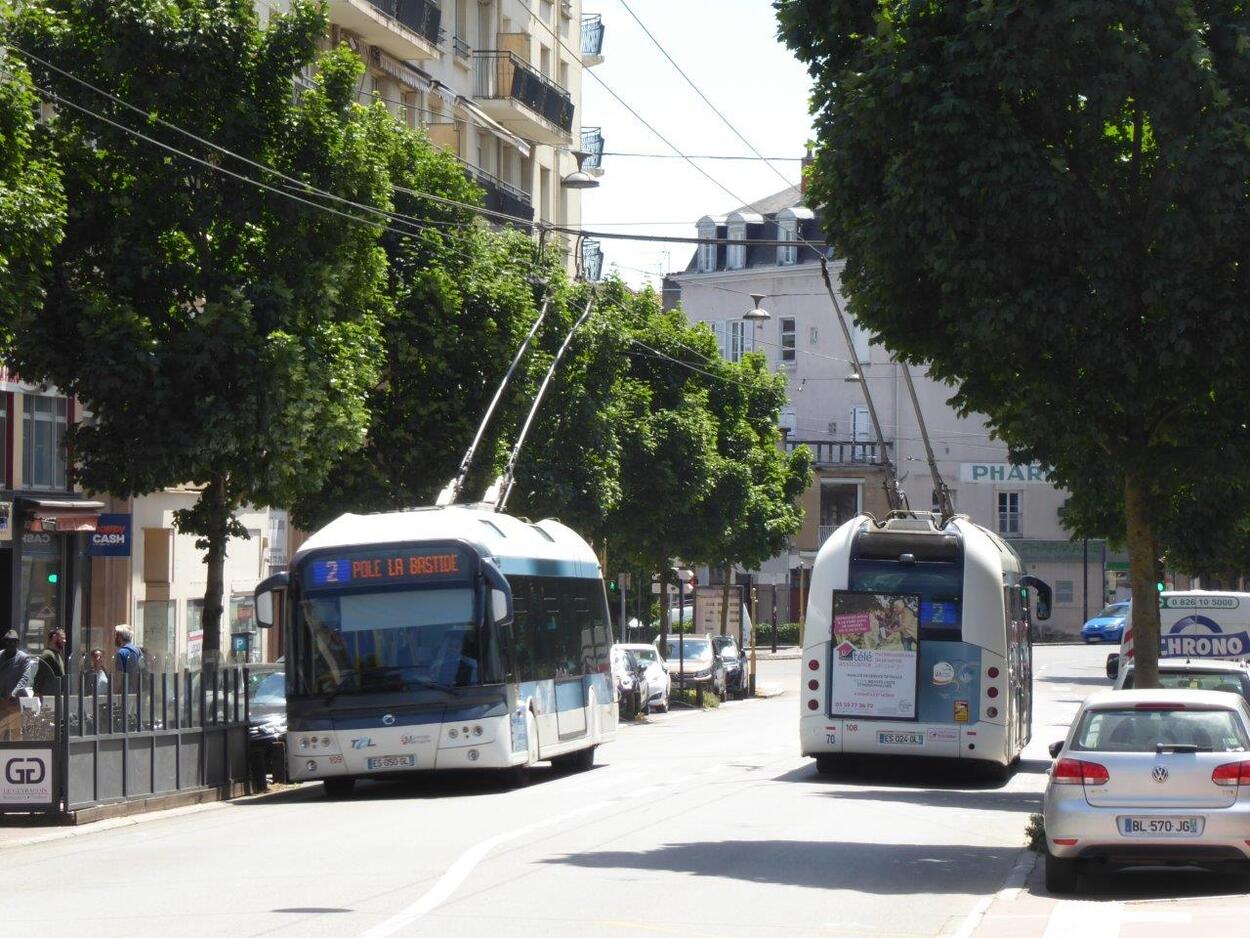 Limoges - trolleybus city