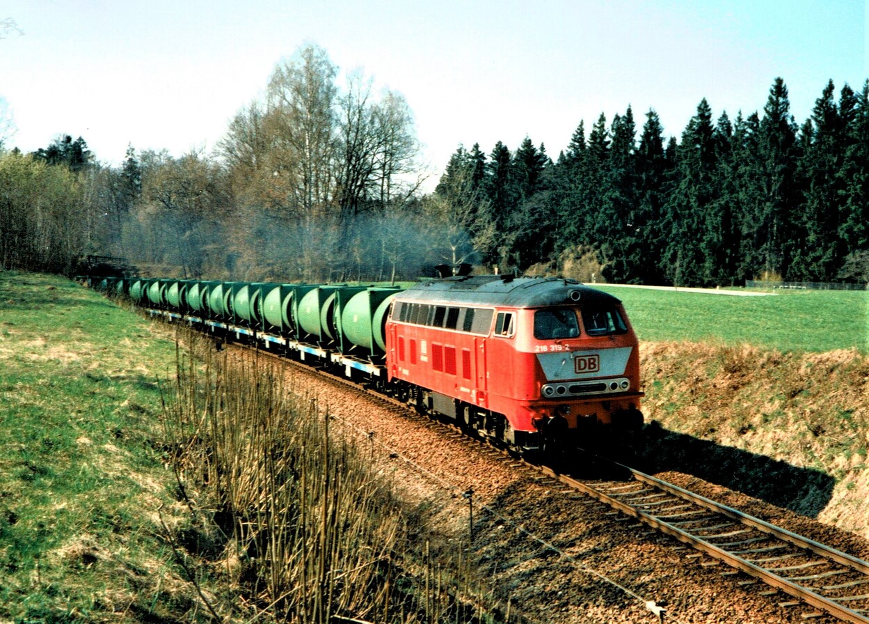 Müllzug auf der Bayerischen Tauernbahn wie „in alten Zeiten“ mit Baureihe 218