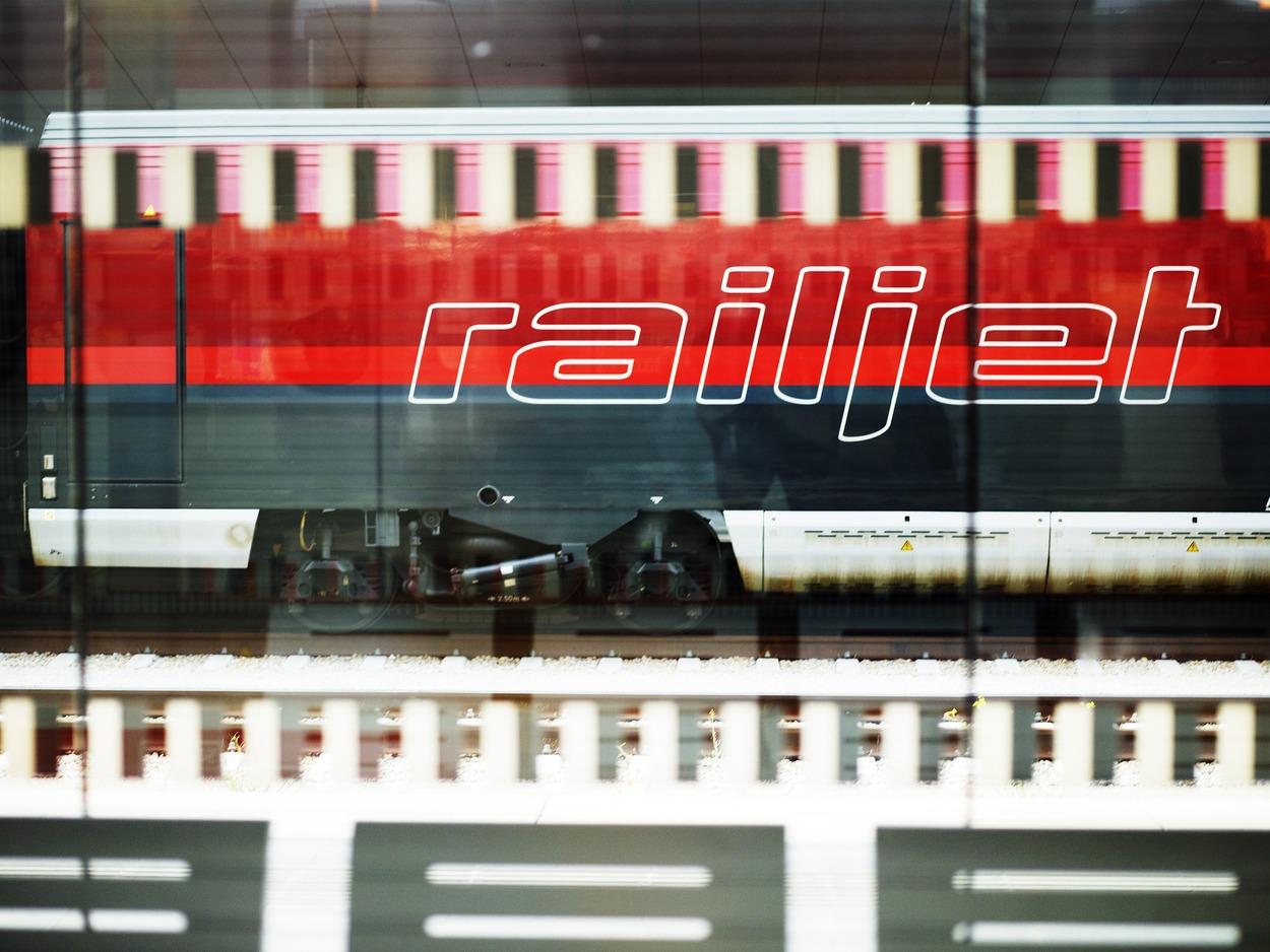 ÖBB Pressefoto - Thema: Railjet