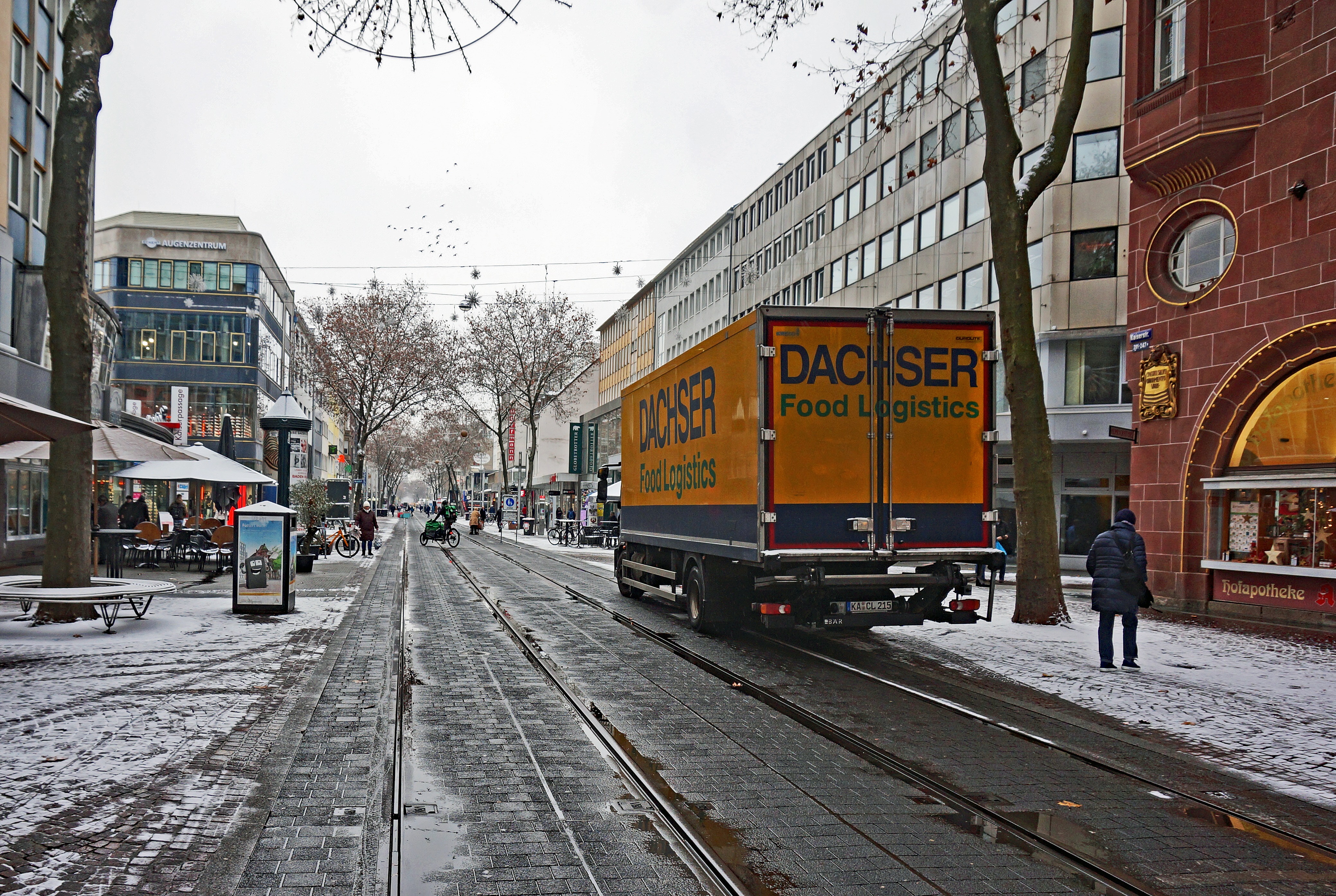 Karlsruhe Kaiserstraße ohne Stadtbahn Winter