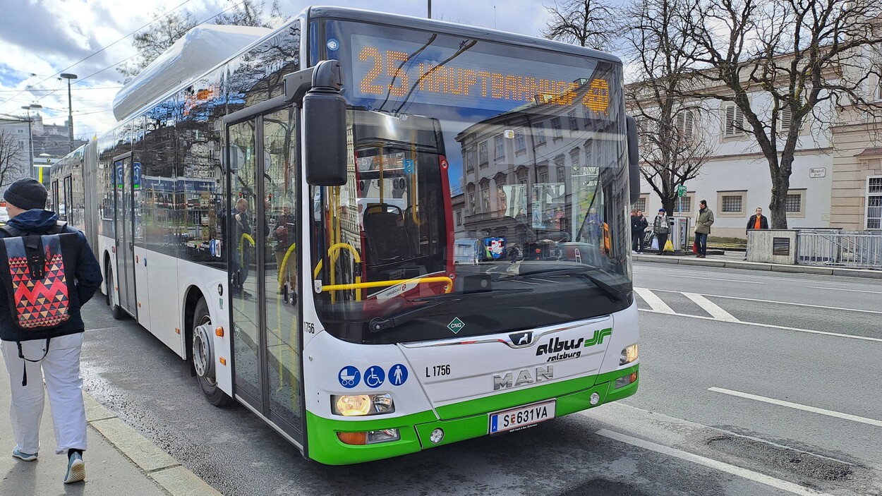 Albus Linie 25 Richtung Hauptbahnhof