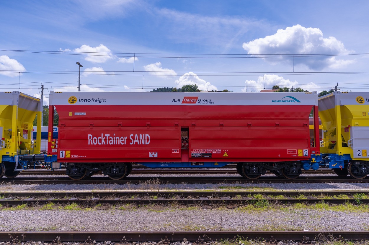 ÖBB Rail Cargo Group: 40 neue RockTainer SAND für Rohrdorfer