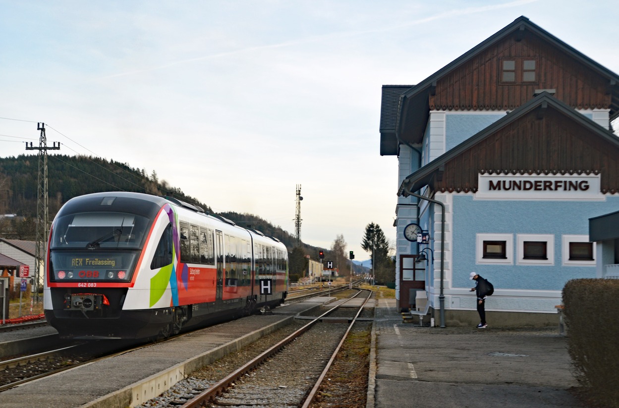 Dieseltriebwagen DB-Reihe 642 auf der Mattigtalbahn