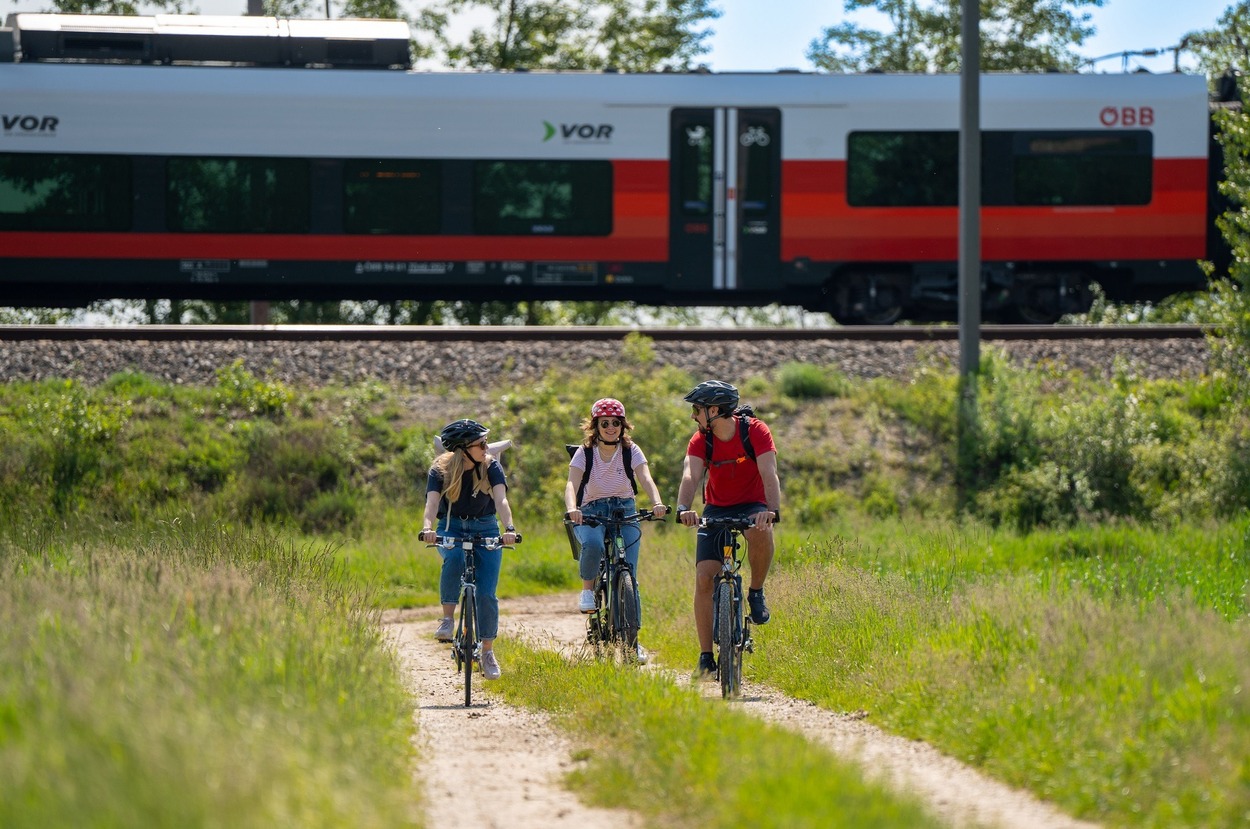 ÖBB Bienen- & Blumenradeln