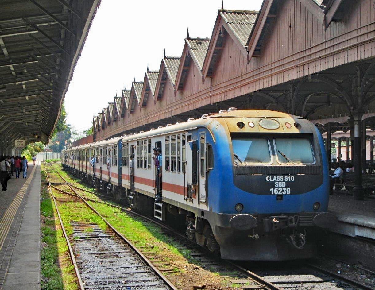 Fort Railway Station in Colombo auf Ceylon/Sri Lanka 			