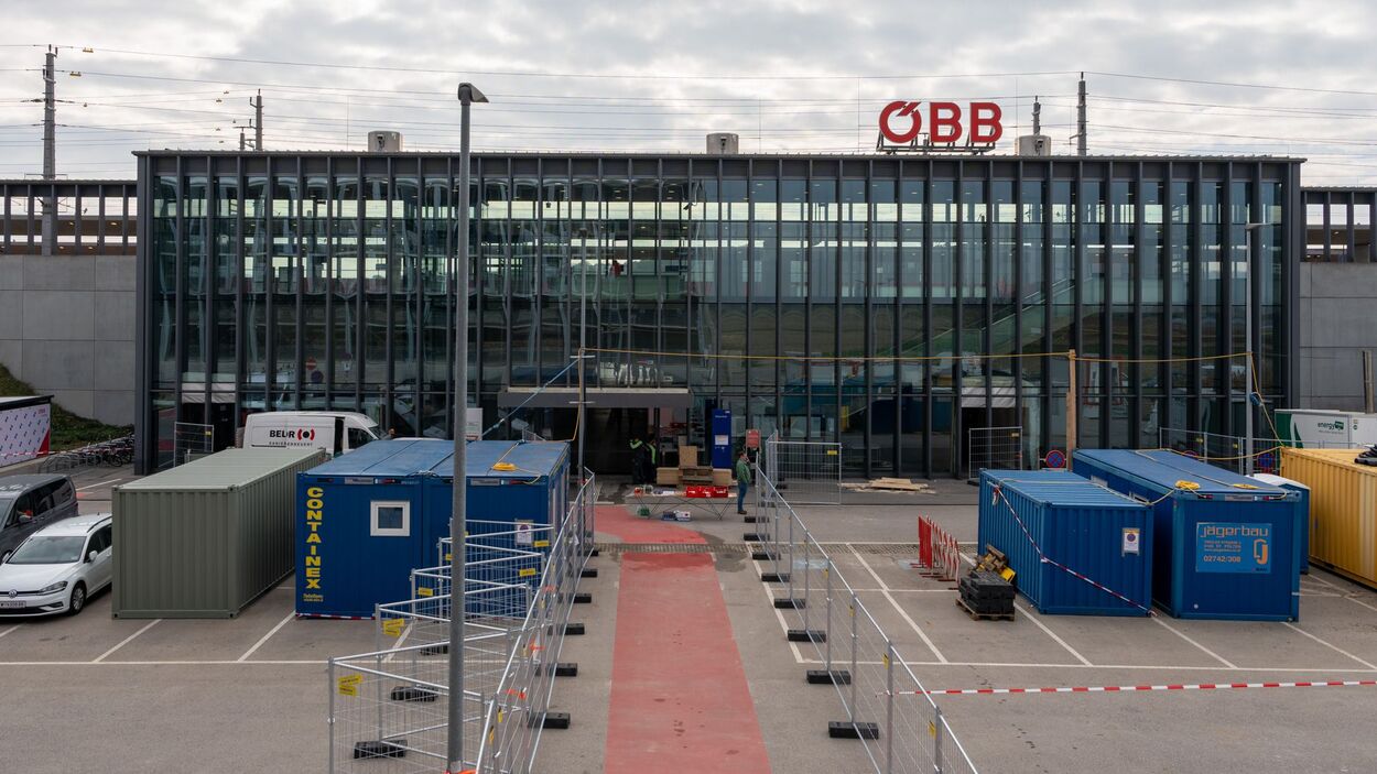 ÖBB: Bahnhof Tullnerfeld nach Hochwasserschäden ab 4.11. wieder eingeschränkt in Betrieb