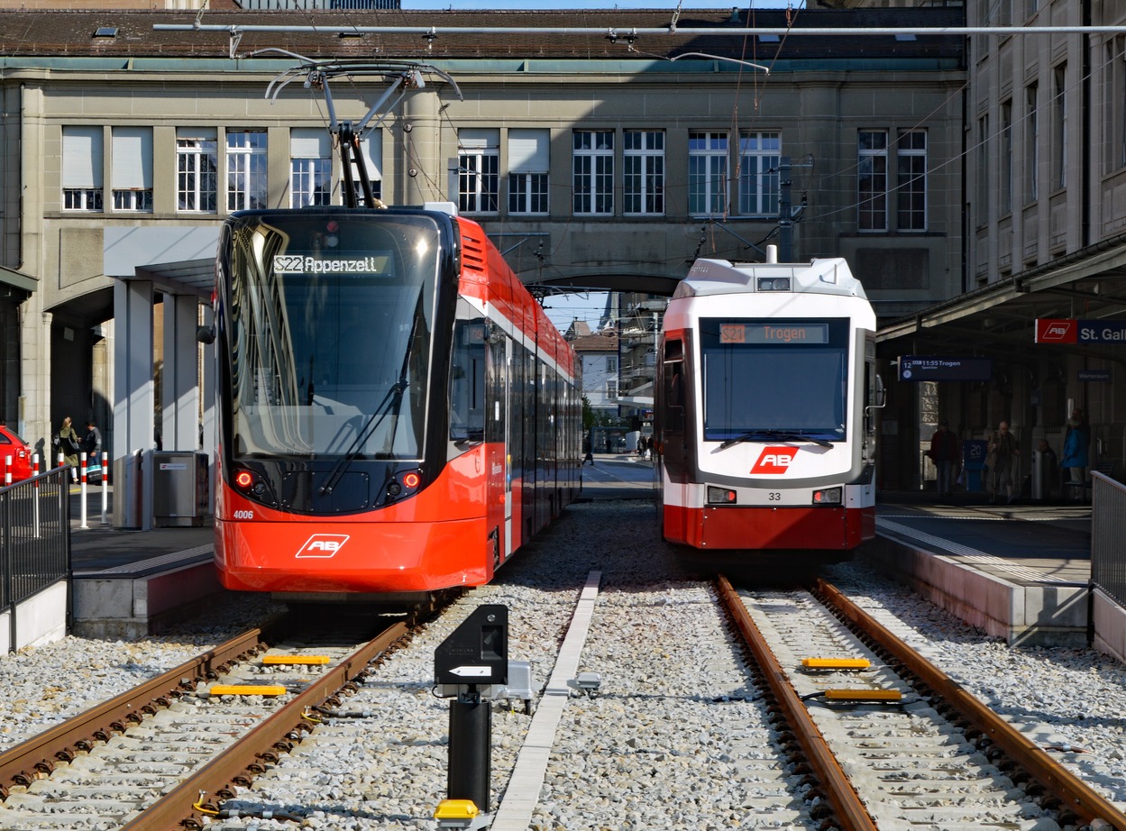 Appenzellerbahnen neue Triebwagen "Tango" auf grundlegend erneuerter Strecke St.Gallen - Appenzell 