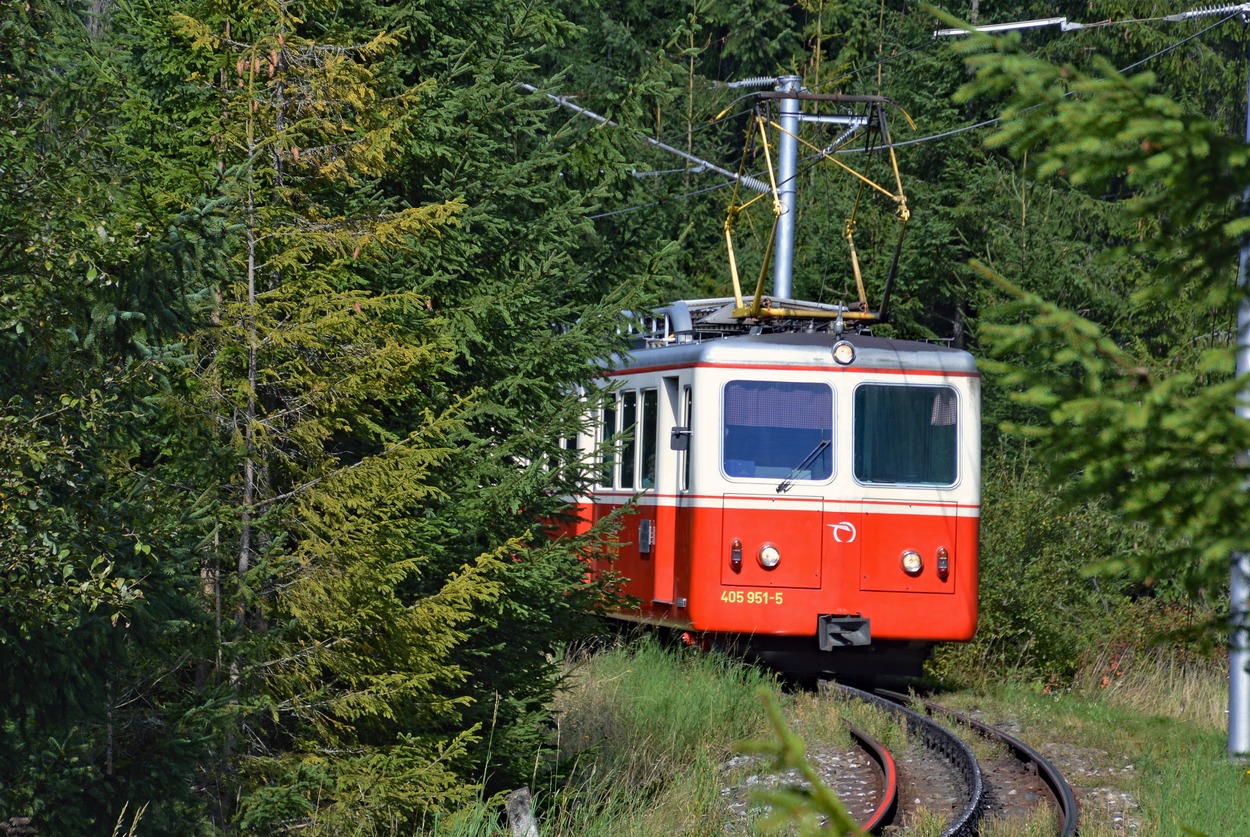 Zahnradbahn Štrba-Štrbské Pleso in der Hohen Tatra System Von Roll