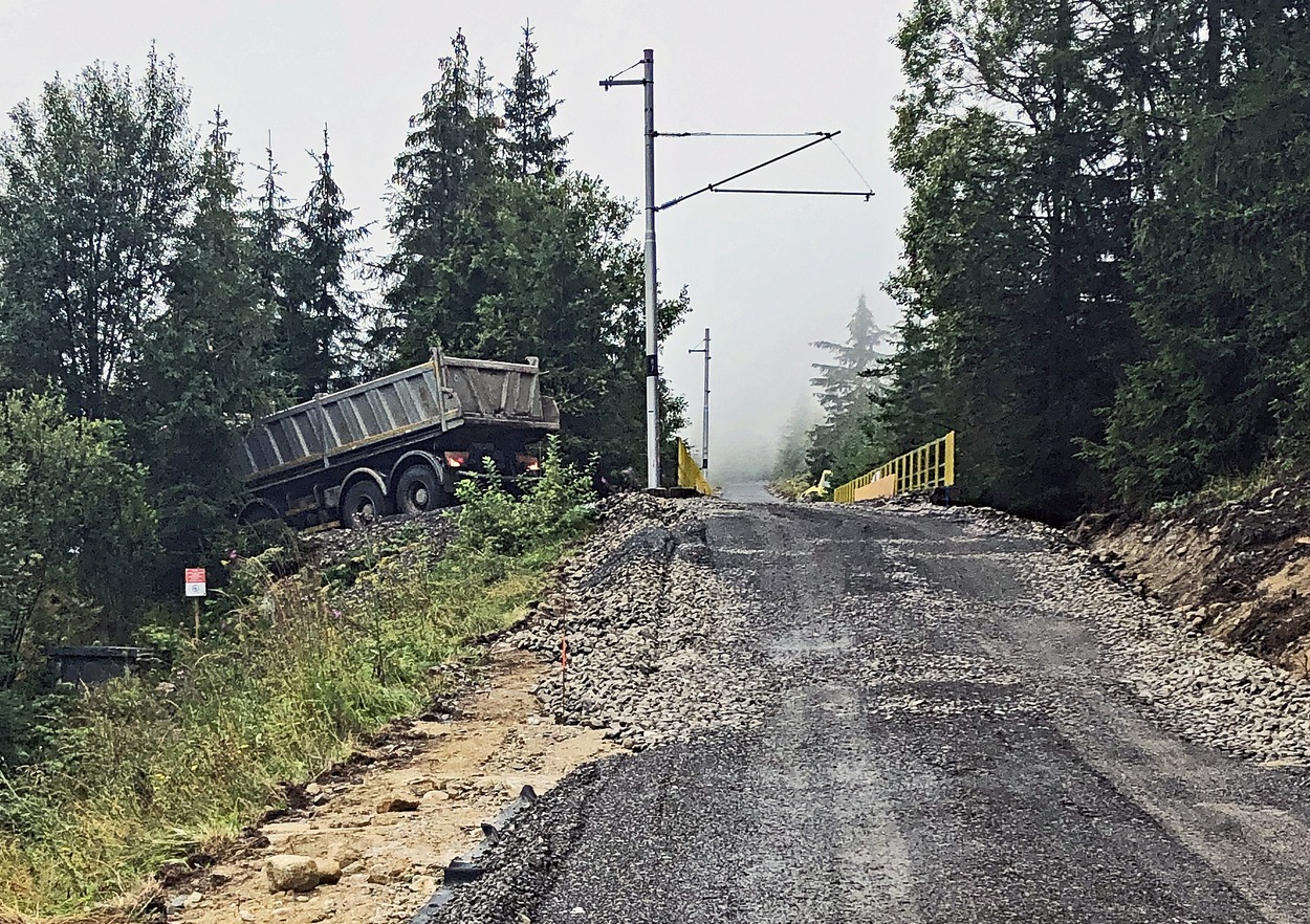 Zahnradbahn Štrba-Štrbské Pleso oder Tschirmer-Bahn in der Hohen Tatra wird grundlegend erneuert.