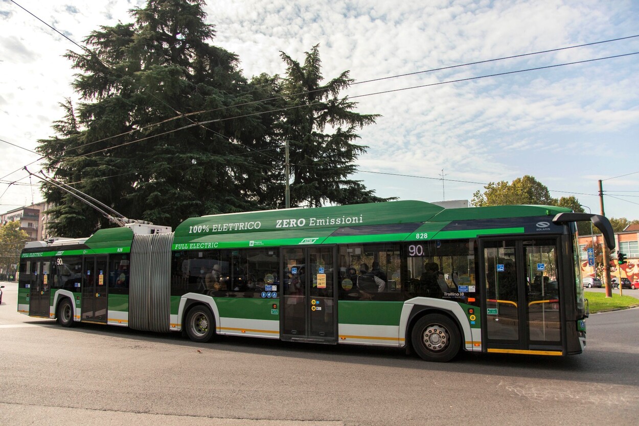 ATM Milano erweitert den Vertrag mit Solaris und ordert 50 Oberleitungsbusse