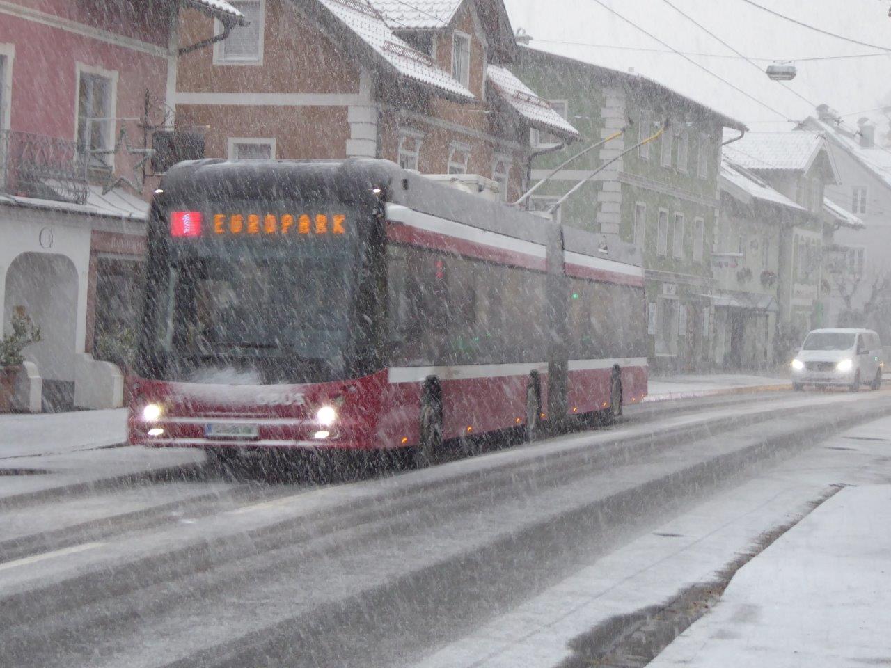 Salzburg trolleybuses can deal with slippery situations, but not with unreasonable politics