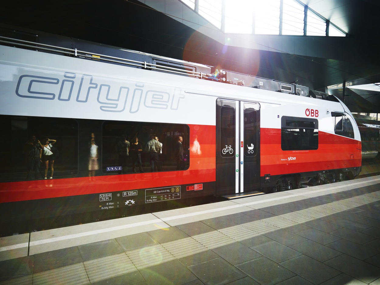 ÖBB Pressefoto - Thema: Cityjet - ÖBB ET4744, ÖBB ET4746