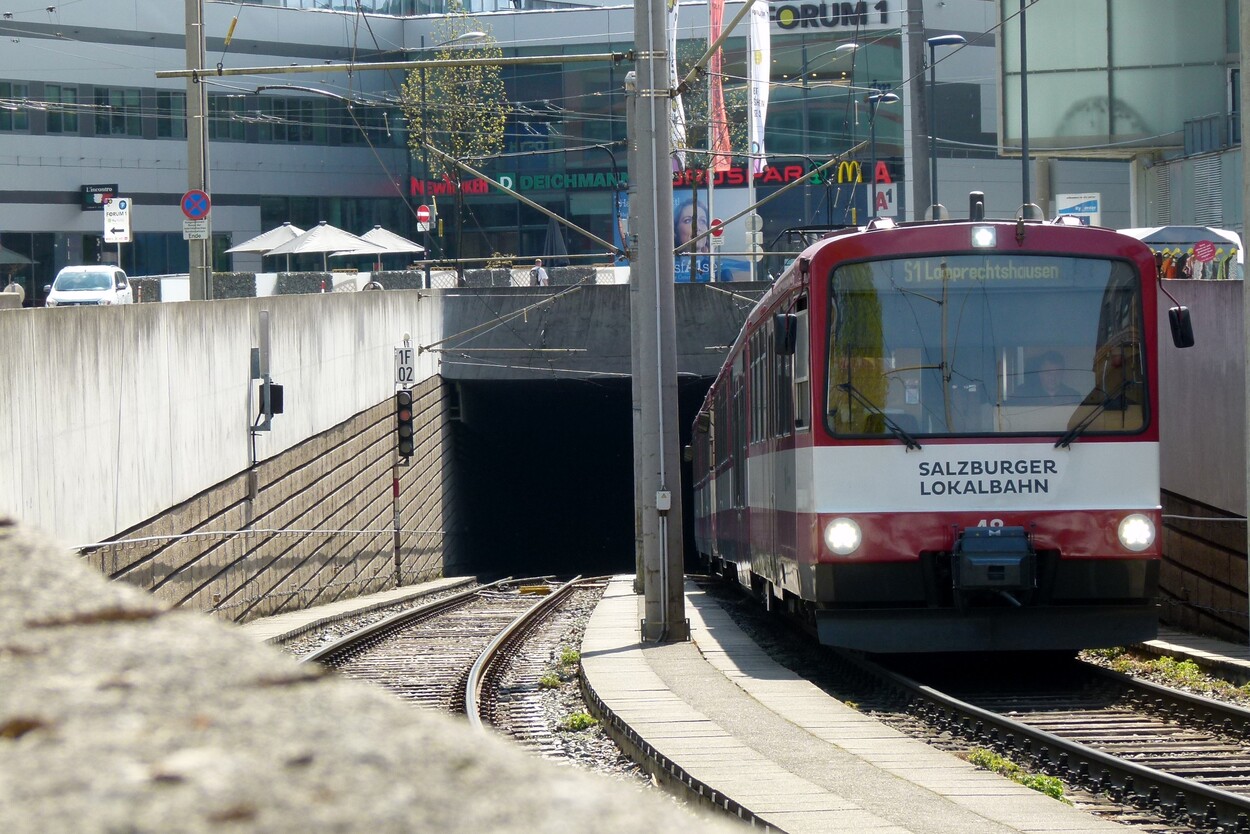 Tunnelrampe Lokalbahnhof Salzburg